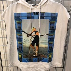 Zara White Hoodie with Blue and Yellow Graphic